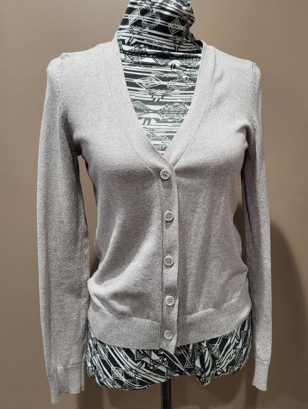 H&M Tan taupe cardigan sweater